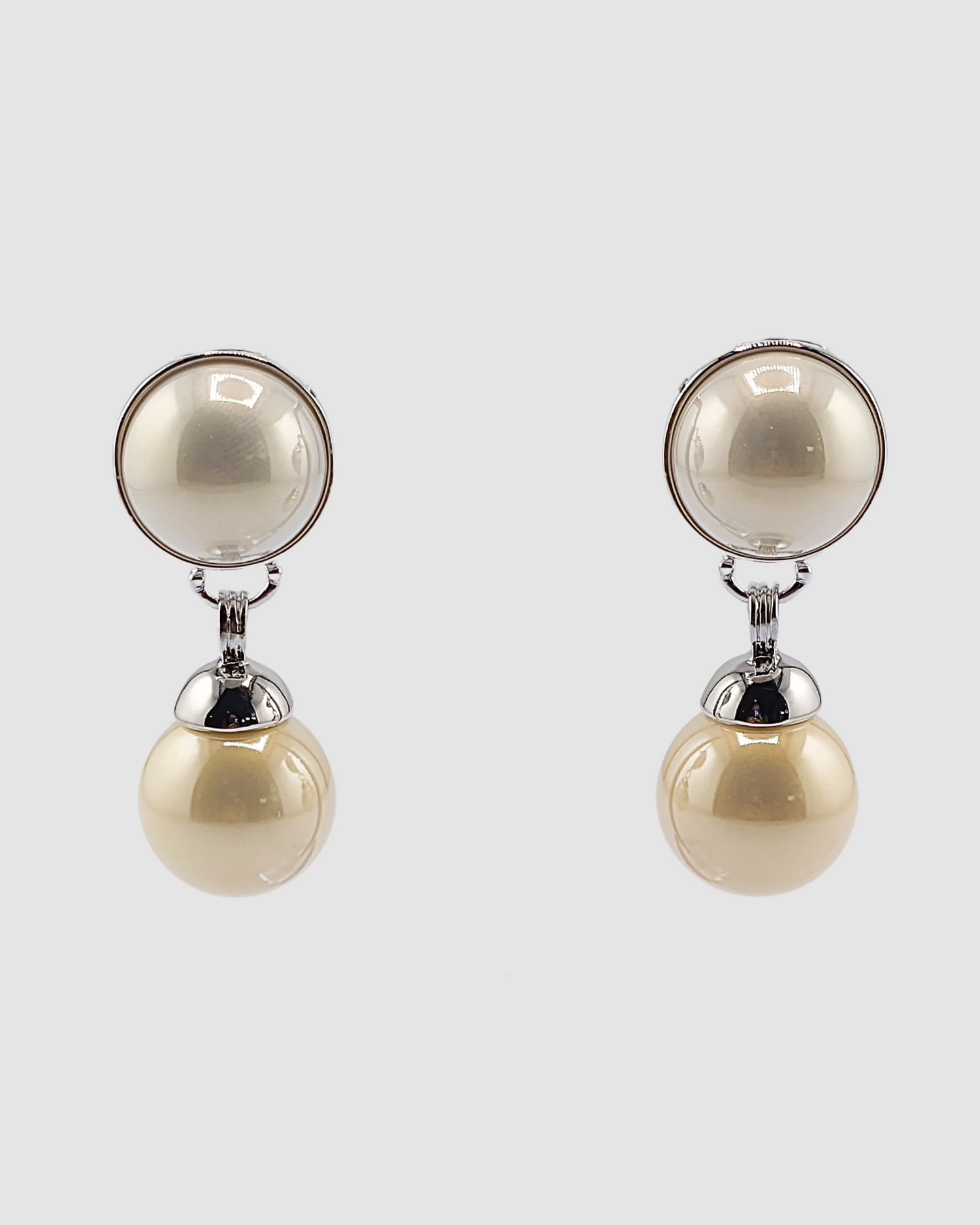 Izoa Josette Drop Earrings Pearl