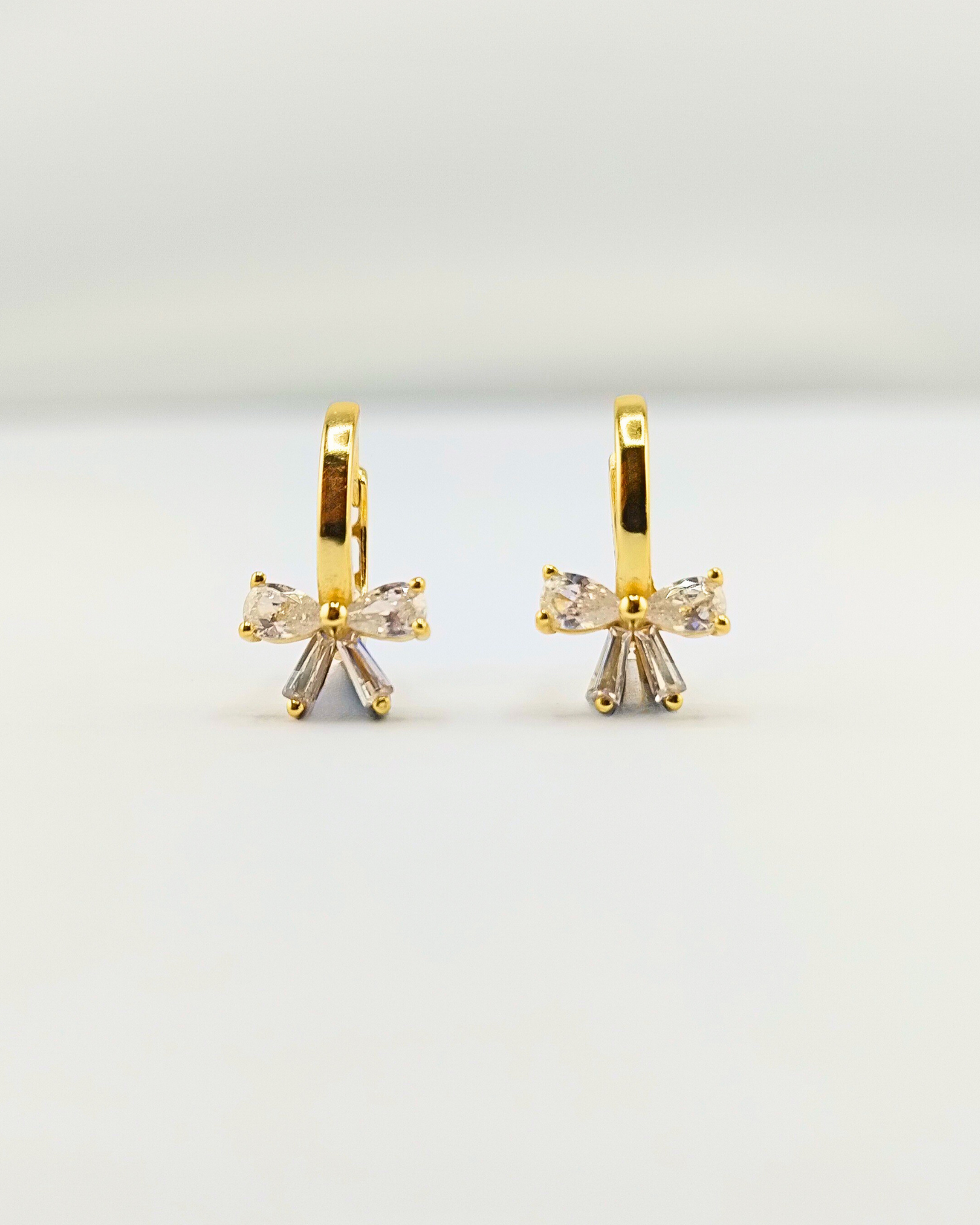Izoa Small Bow Huggie Earrings