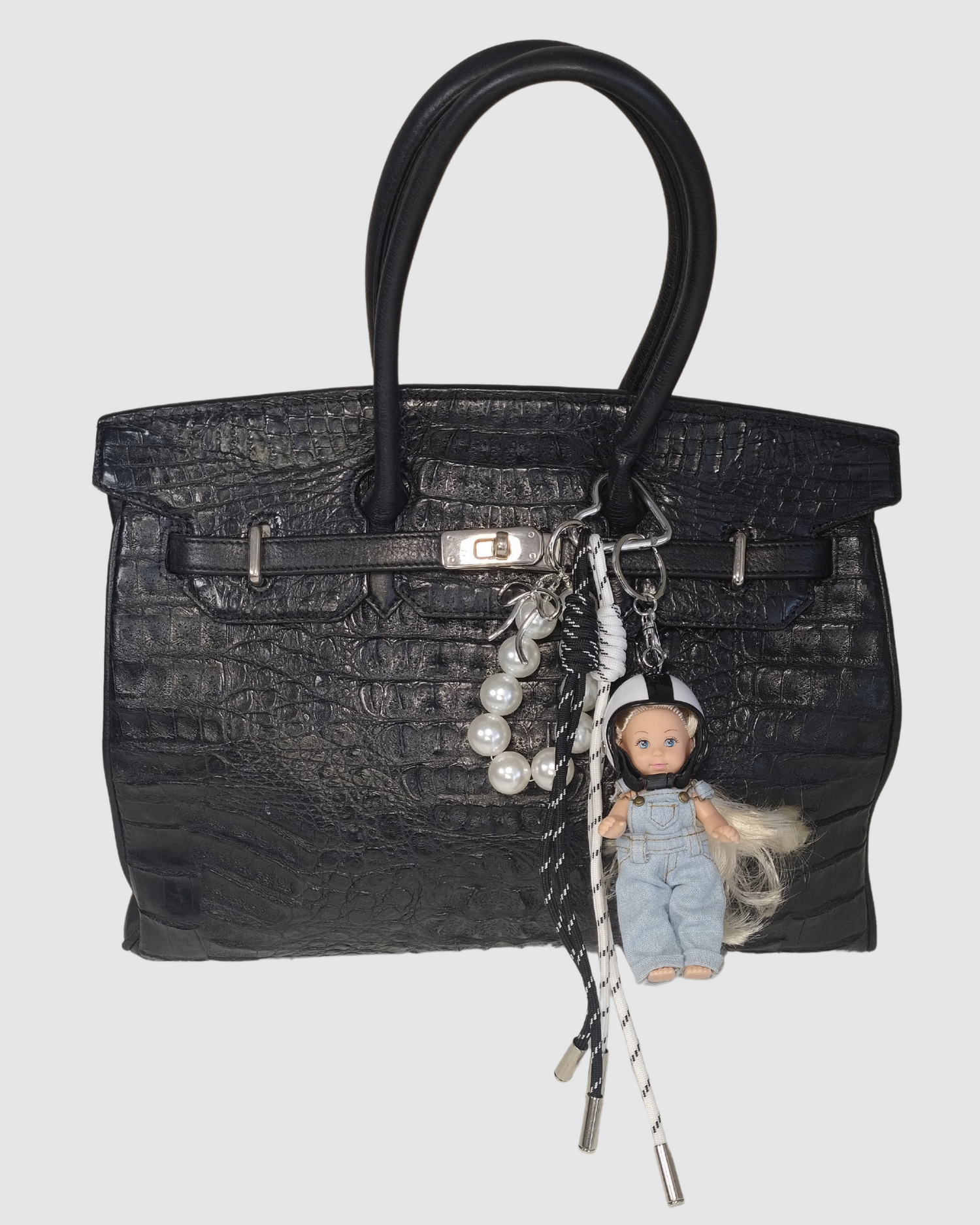 Izoa Pearl Doll Bag Charm