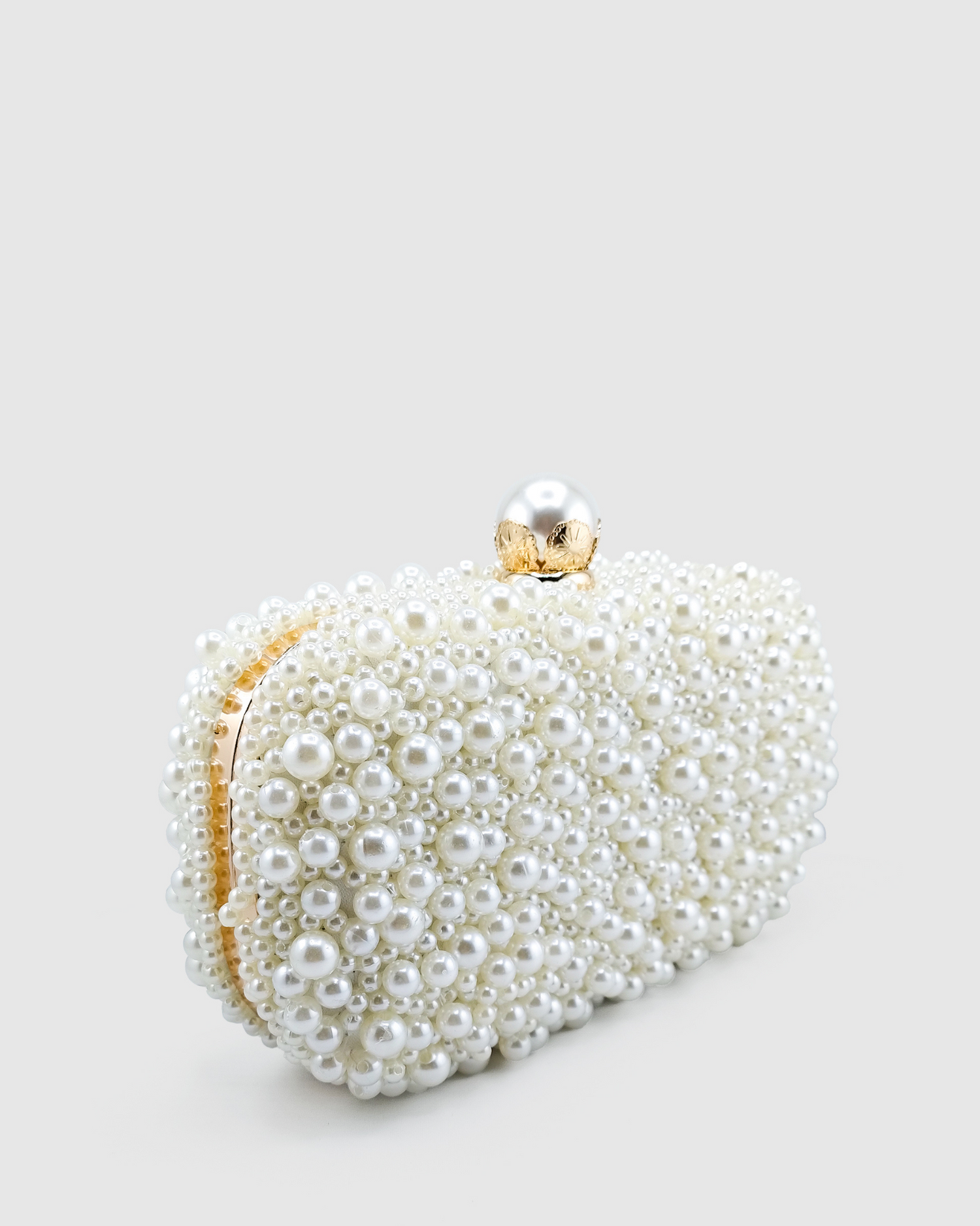 Izoa Cinderella Pearl Clutch