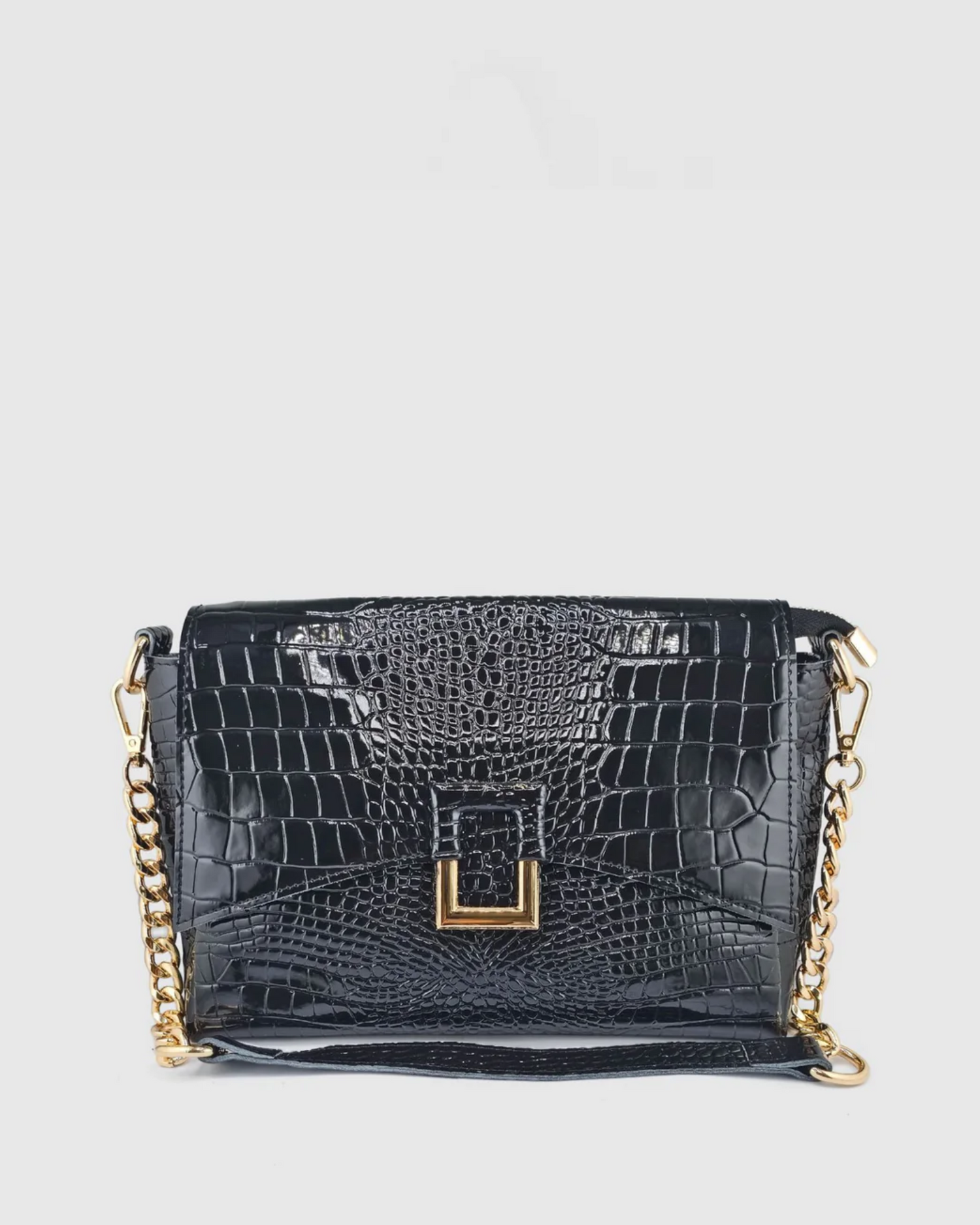 Izoa Valencia Handbag in Black