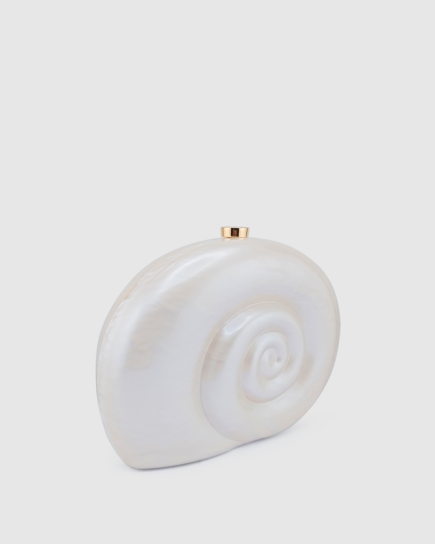 Izoa Maris Shell Clutch White