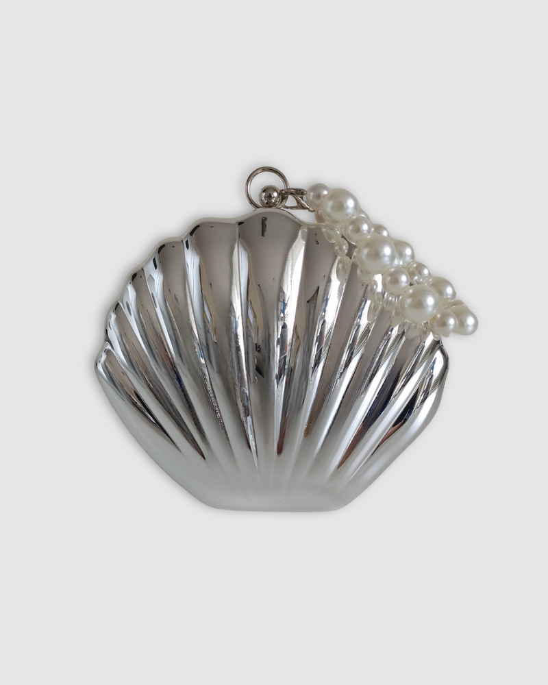 Izoa Calypso Seashell Clutch Silver