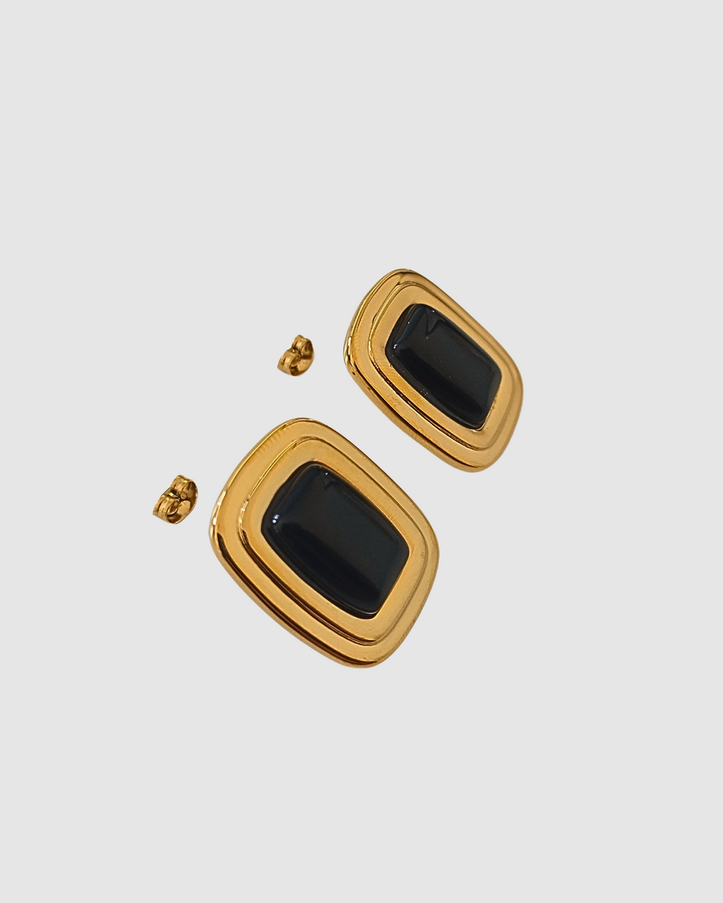 Izoa Alice Stud Earring Gold