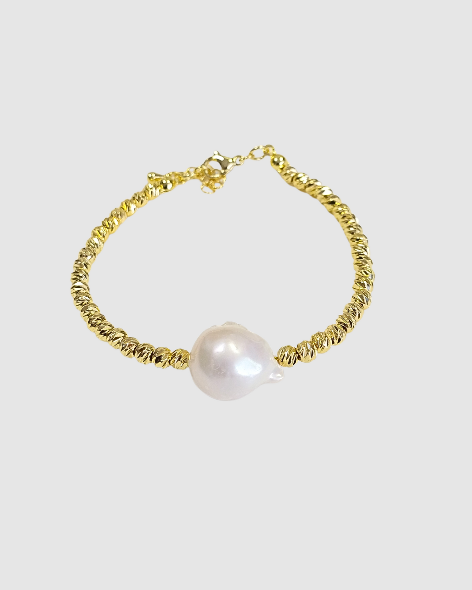 Izoa Amarae Pearl Bracelet Gold