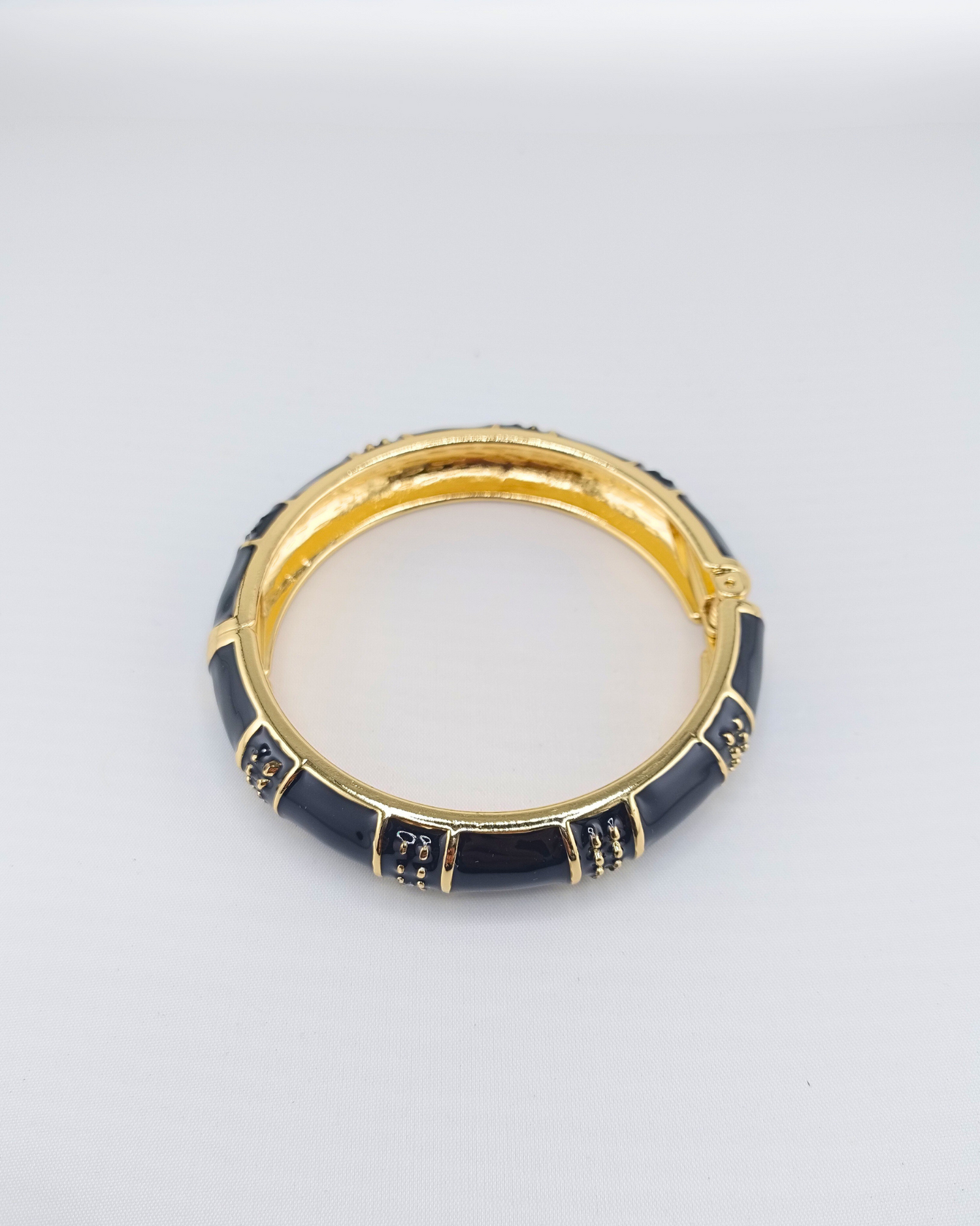 Izoa Audrey Bangle