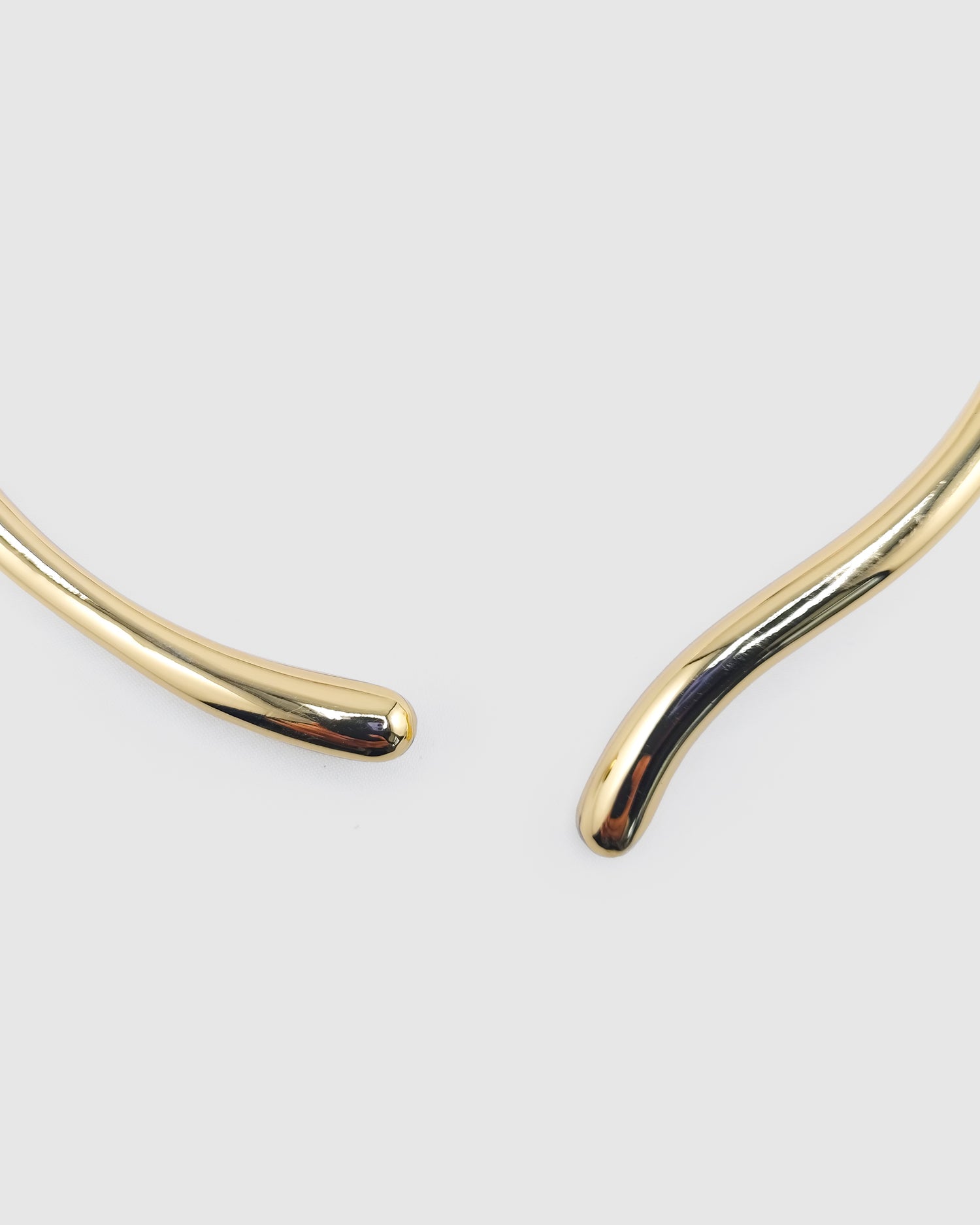 Izoa Ava Choker