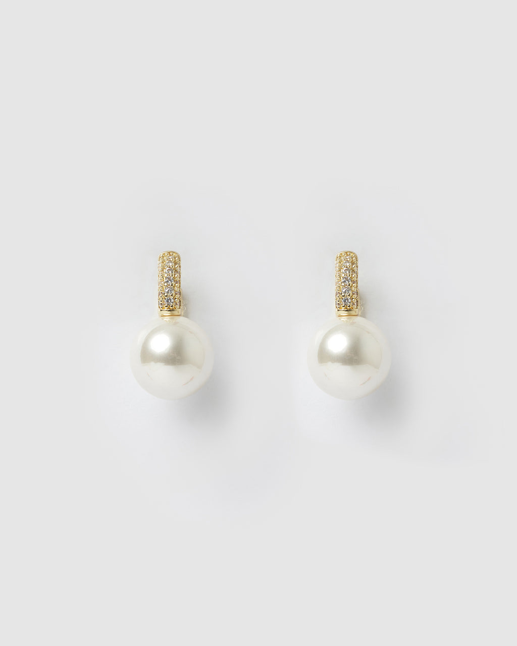 Izoa Jules Huggie Earrings Gold Pearl