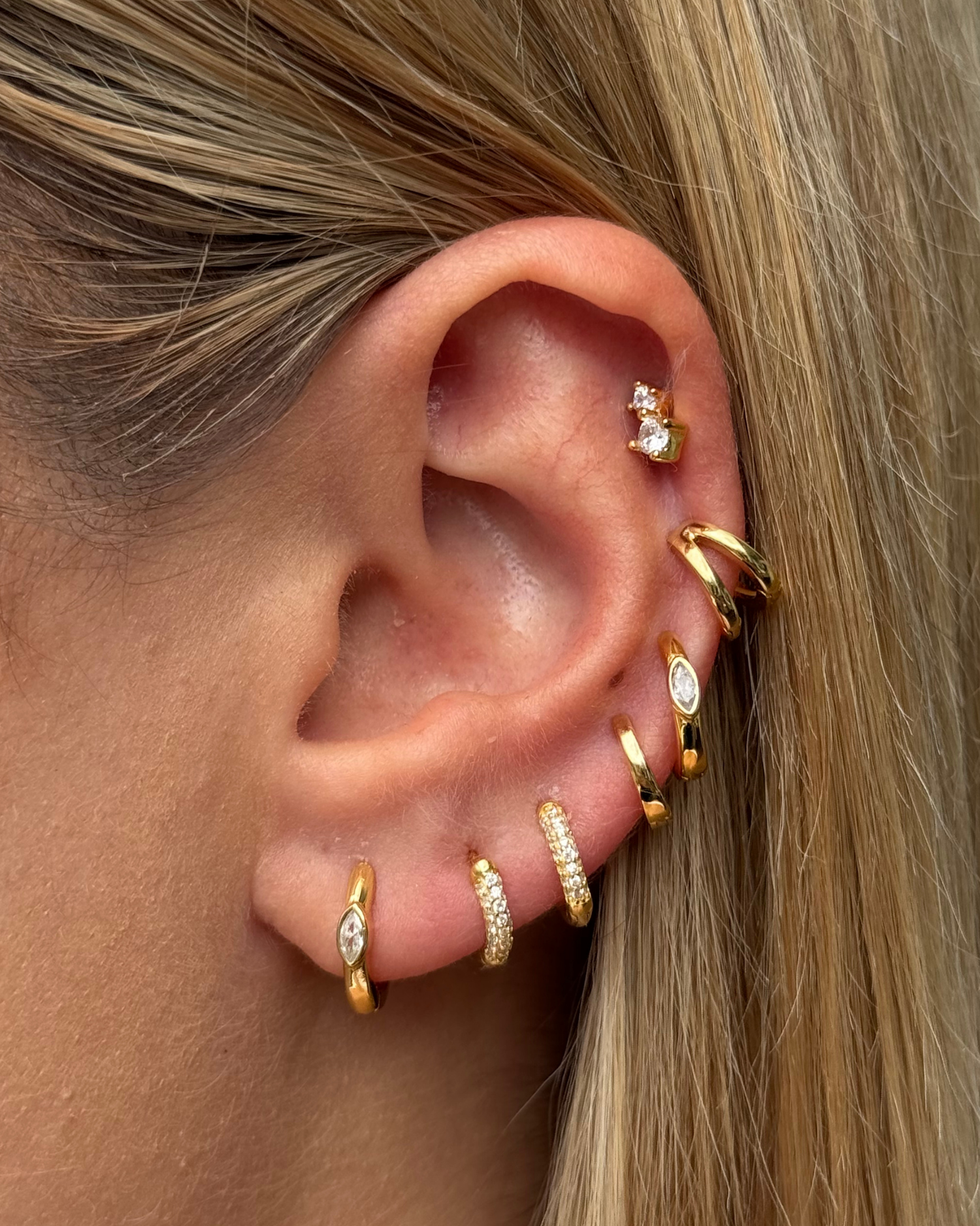 Izoa Capri Huggie Earrings Gold Clear