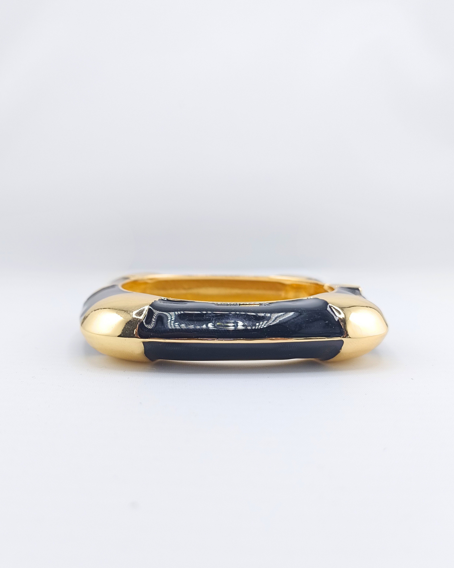 Izoa Daisy Bangle