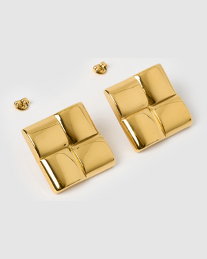 Izoa Geneva Stud Earrings Gold