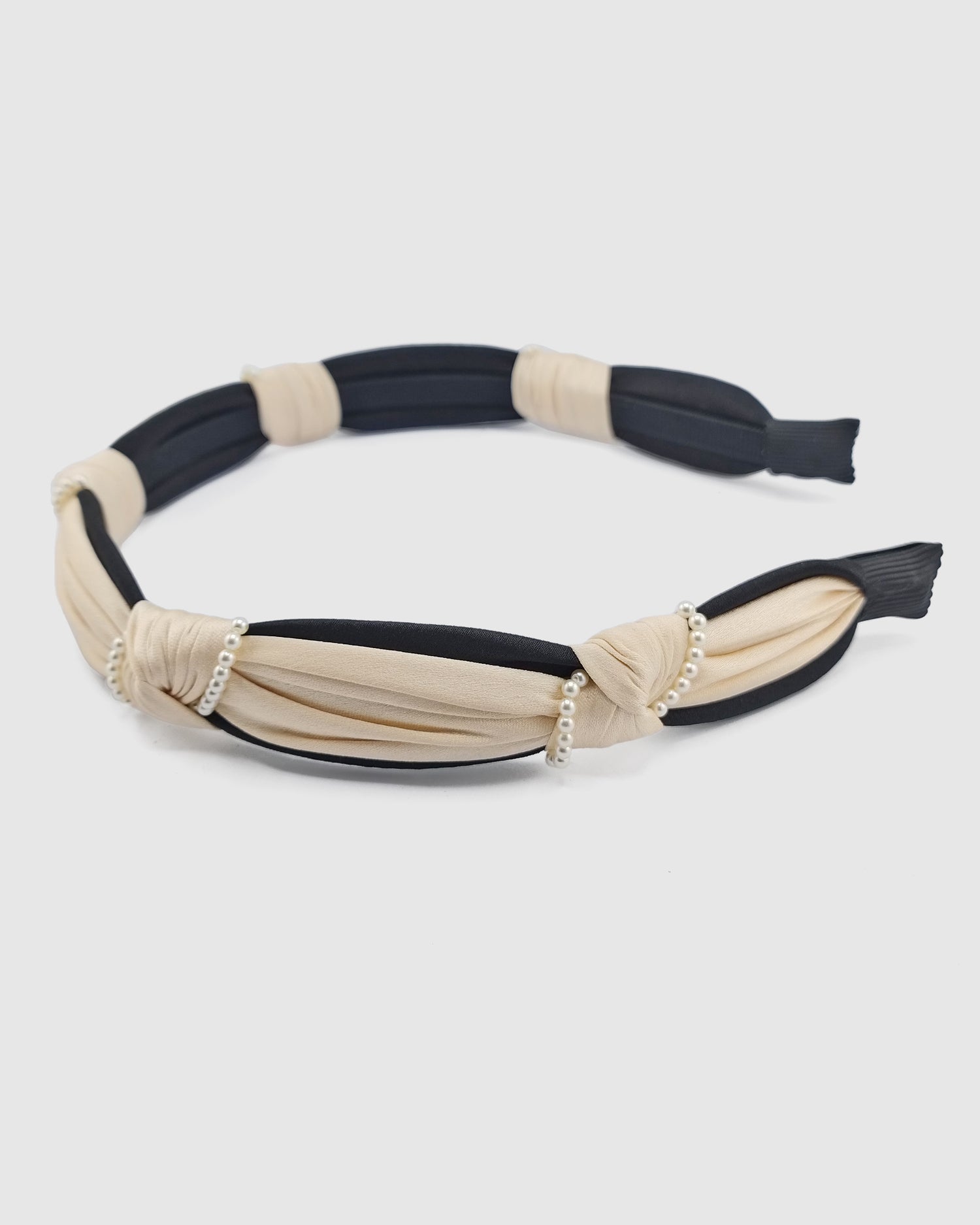 Izoa Natalie Pearl Headband Nude Black