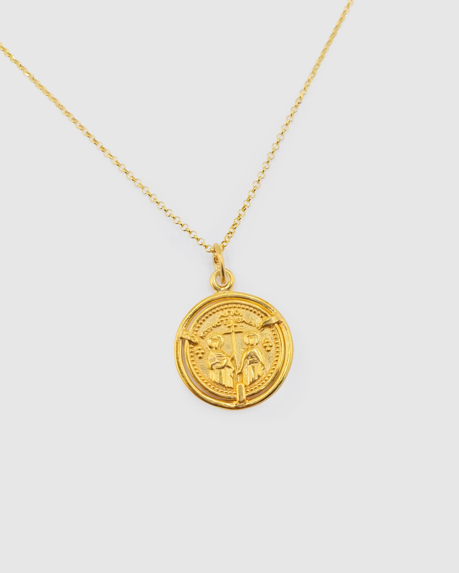 Izoa Faith Pendant Necklace Gold