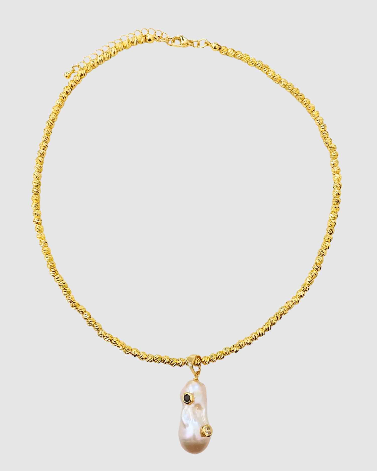 Izoa Calista Drop Pearl Necklace Gold