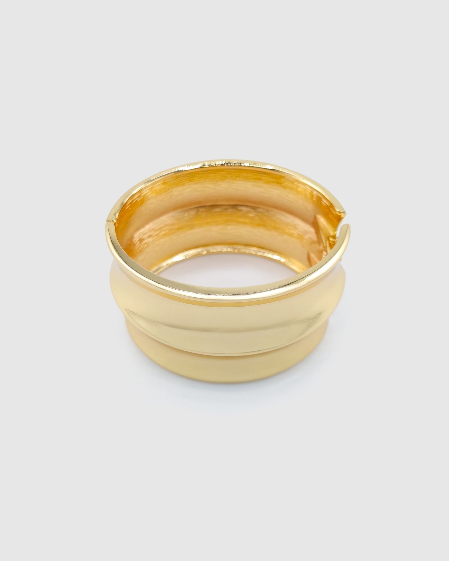 Izoa Tali Cuff Bangle Gold