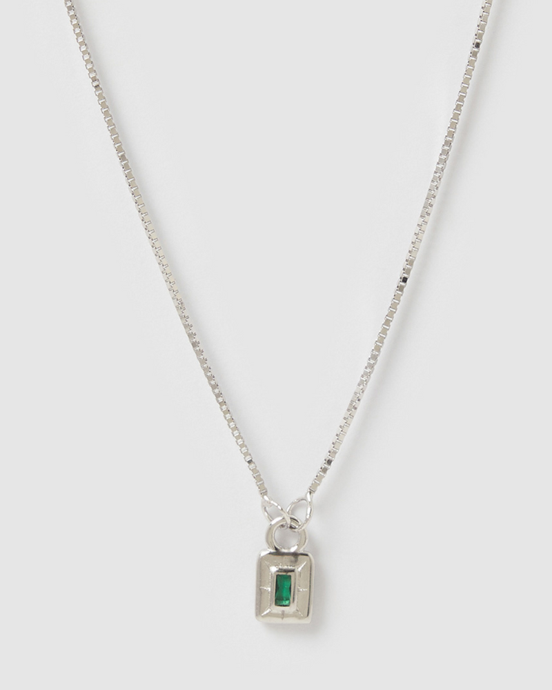 Green online silver necklace