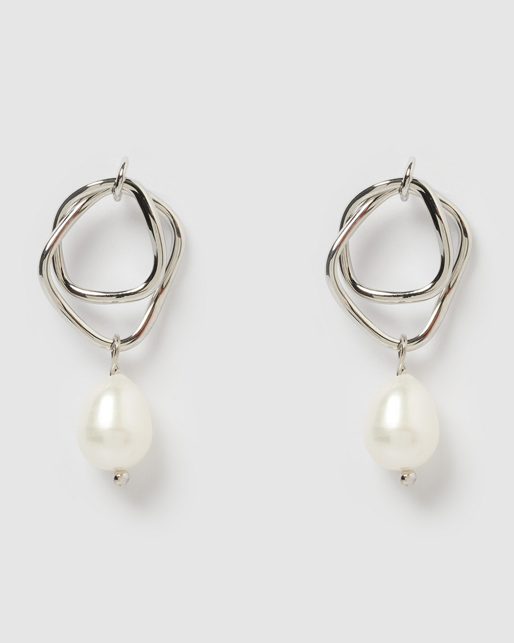 Izoa Serenity Earrings Silver Freshwater Pearl