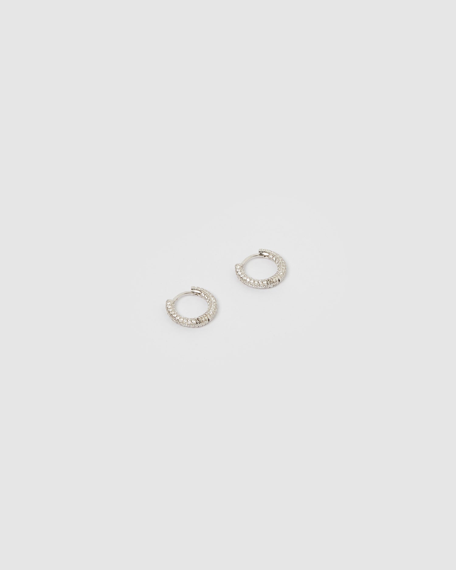 Izoa Brit Mini Huggie Earrings Silver