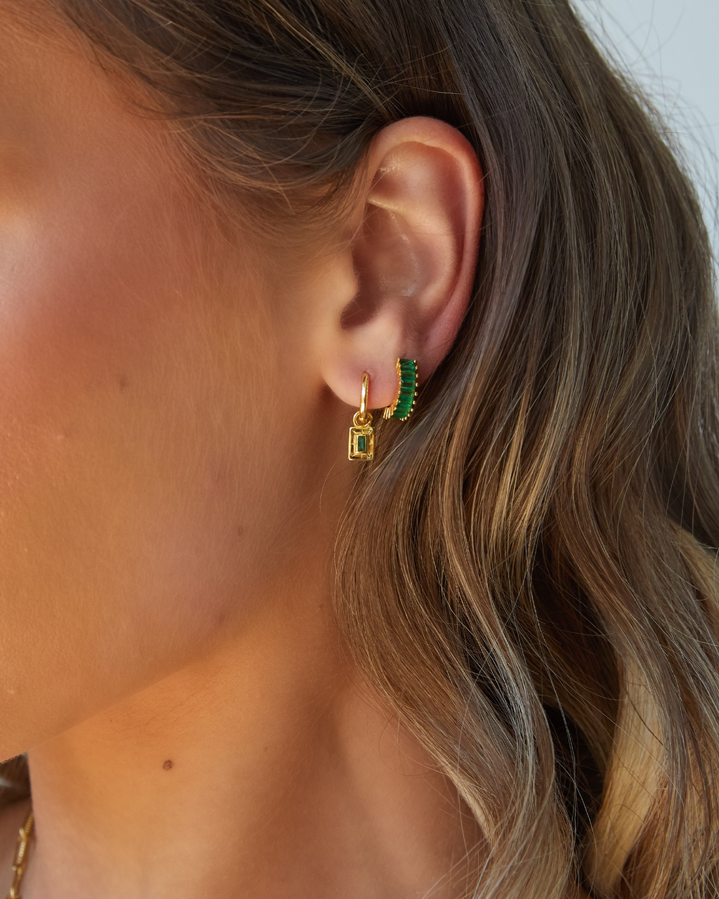 Izoa Cairo Huggie Earrings Gold Green