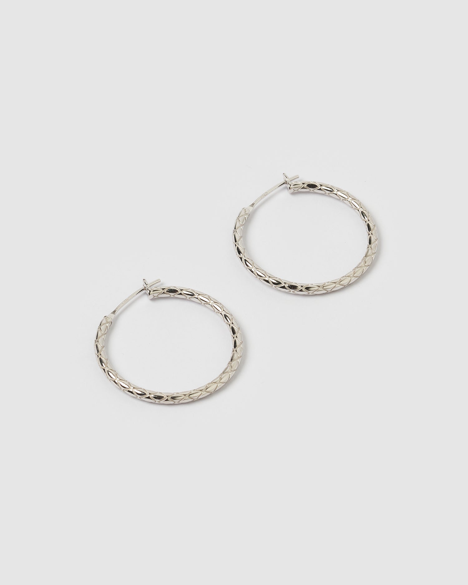 Izoa Emi Rope Hoop Earrings Silver