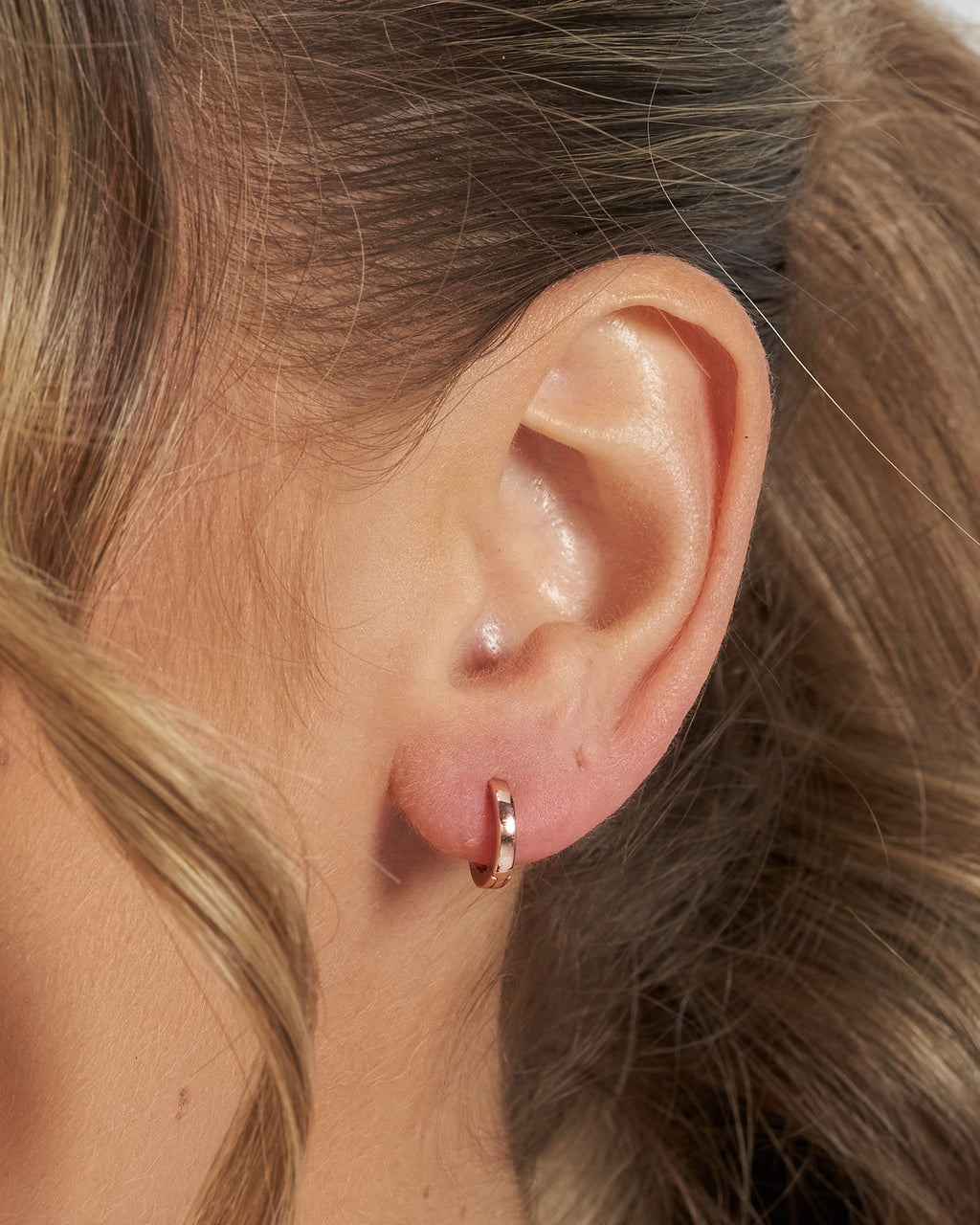 Izoa Solid Huggie Earrings Rose Gold