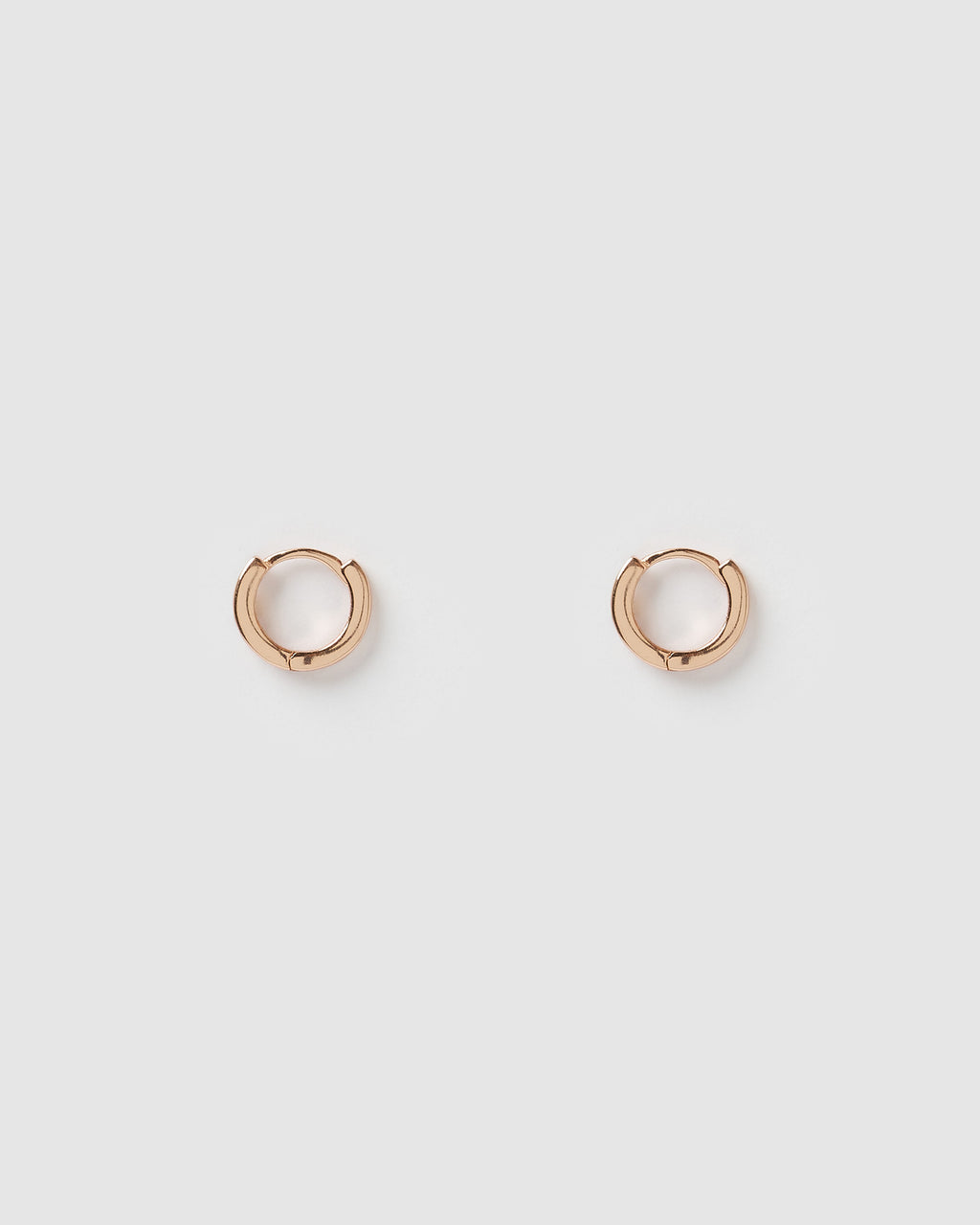 Izoa Solid Huggie Earrings Rose Gold