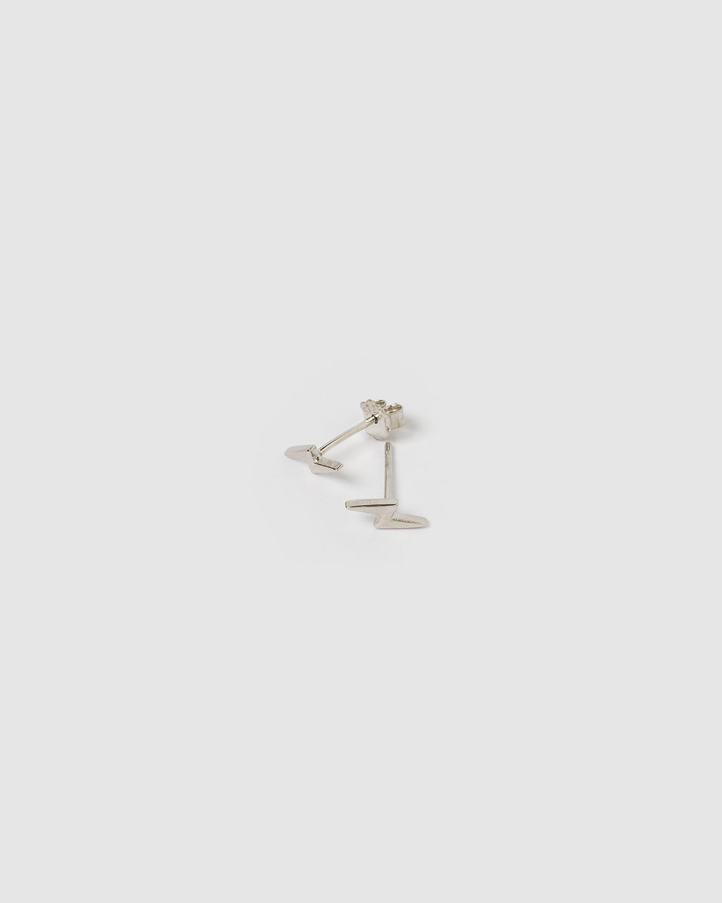 Izoa Spark Stud Earrings Silver