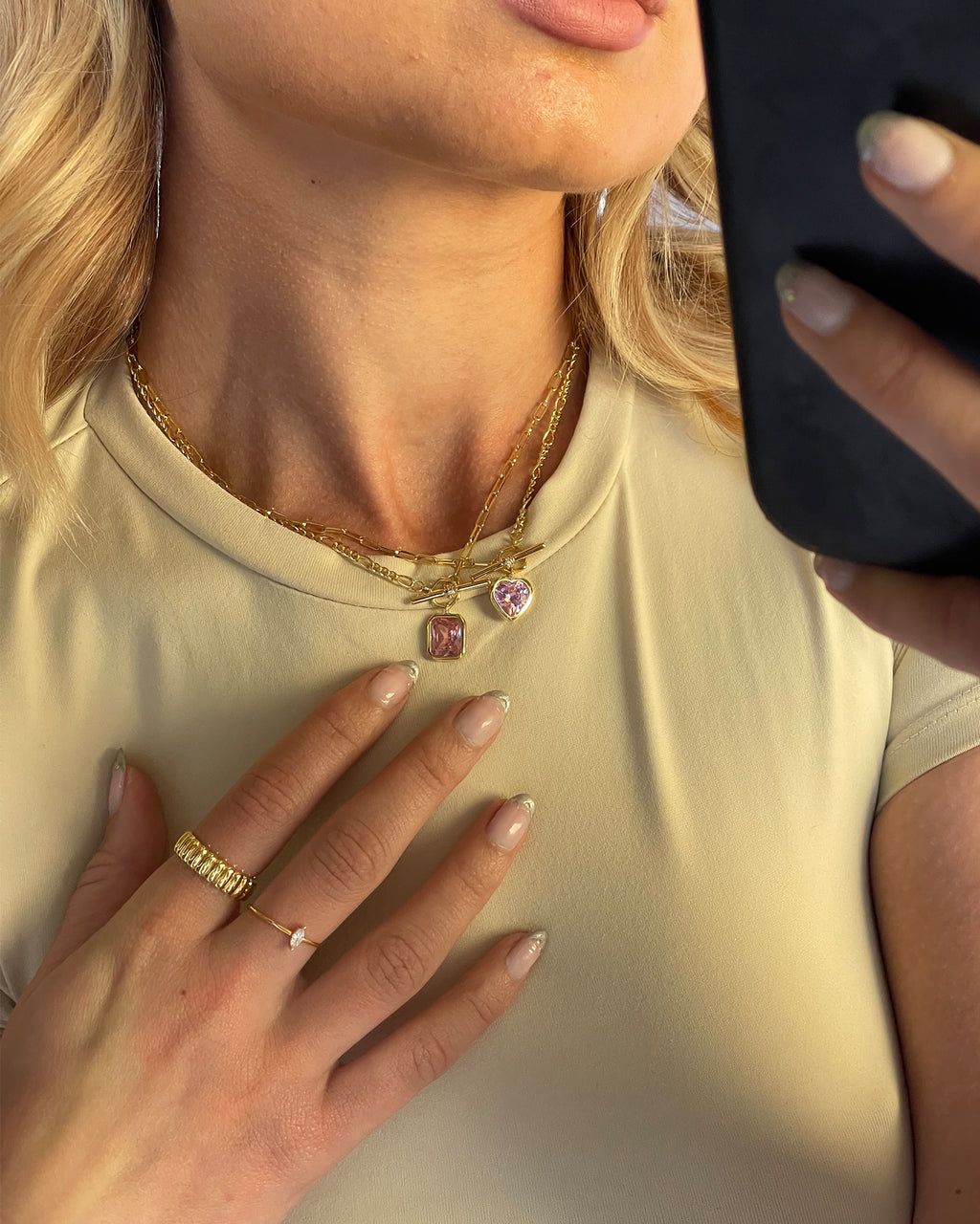 Izoa Dusk Necklace Gold Pink